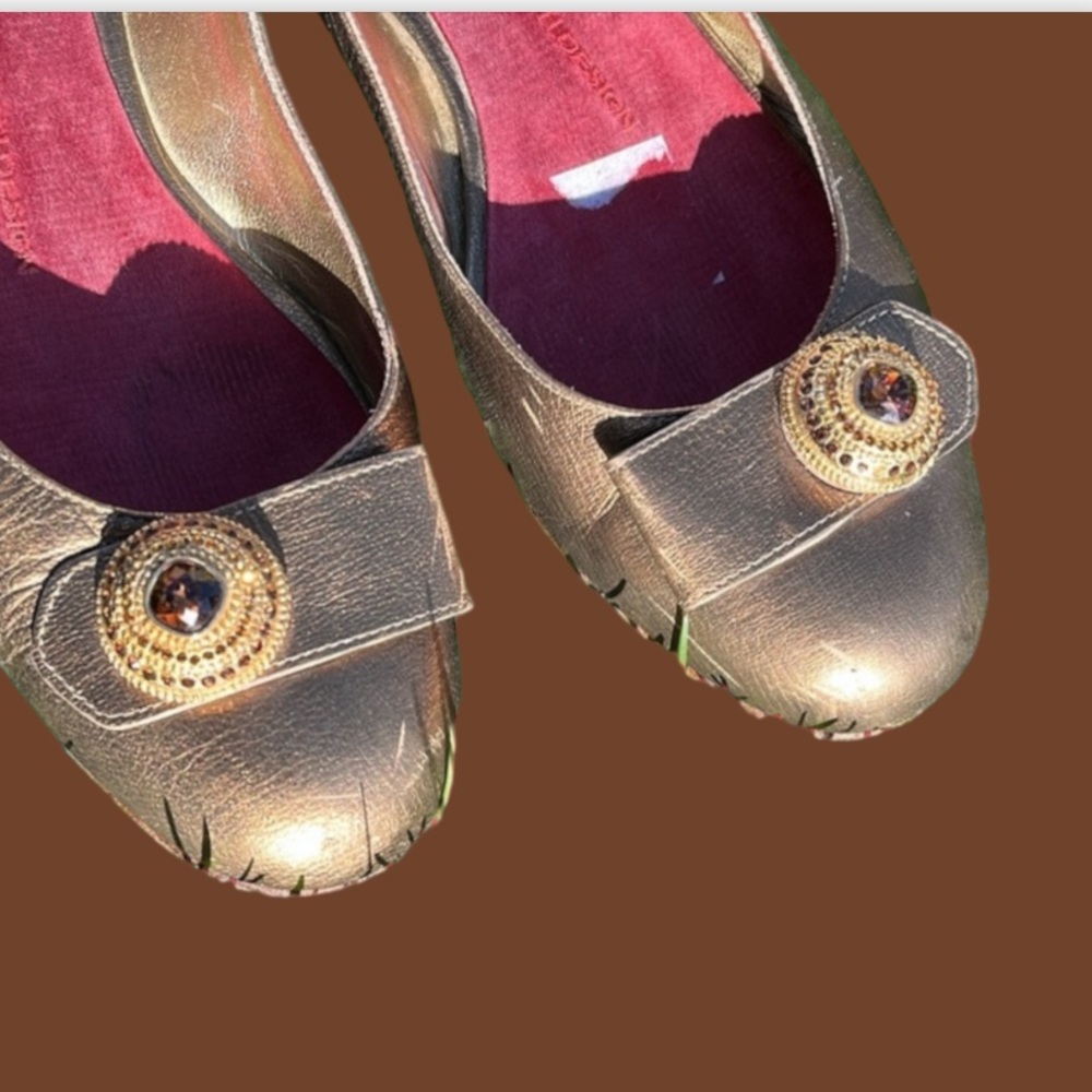 Giuseppe Zanotti  Gold Flats